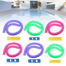 Schwimmende Poolnudeln