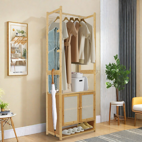 Garderobenschrank