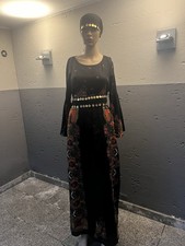 Sehr Schöne, Kurdische Kleid