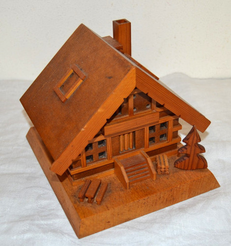 Alte handarbeit holzhaus - handarbeit,