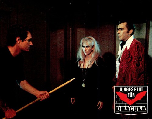 Junges blut für dracula - blut,