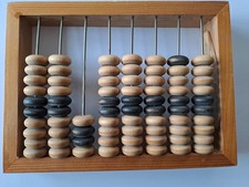 Abakus aus Holz aus der Sowjetunion um 1980  L 18  B 13,5 cm H 3 cm