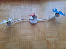 Kinderzimmerlampe in weiß mit drei Tierstrahlern Biene, Marienkäfer und Schmette