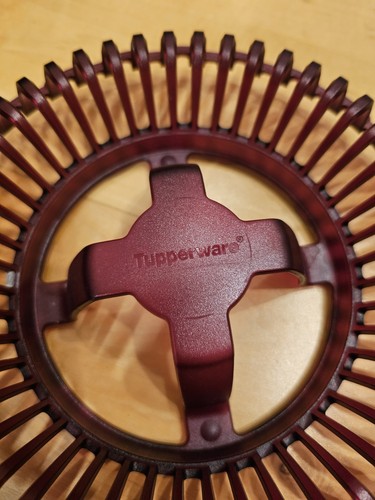 Tupperware crispy - tupperware, mr.
