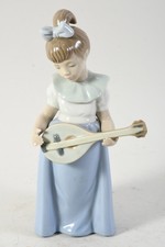 C25U28- Nao by Lladro Porzellan Figur Mädchen mit Mandoline