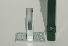 Pfostenträger Fußplatte Doppelstabmattenzaun Bodenplatte Aufschraubhülse Gitter