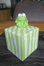 Sammlung Spardose von Goebel: Frosch auf ZebraKiste