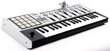Korg MicroKONTROL MIDI Keyboard Controller + Top Zustand + OVP + Garantie