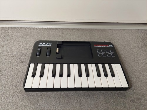 Akai synthstation keyboard - synthstation,