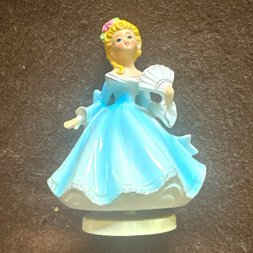 Porzellanfigur mädchen - porzellanfigur, im