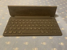 Original Apple Smart Keyboard