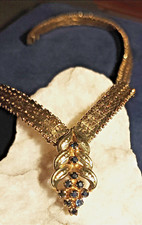 Collier mit 11 blauen Steinen