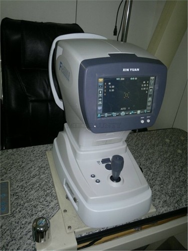 Auto refractor keratometer - auto,