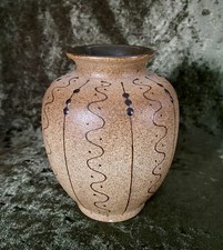 DDR-VASE KERAMIK-RELIEF-PUNKT-BTK VEB  60/70eER JAHRE-HANDARBEIT-KULT-OSTALGIE-