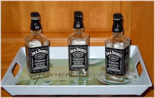 Leere jack daniels flaschen - leere,