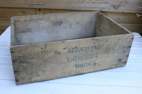 Alte holzkiste pflanzgefäß - holzkiste,,