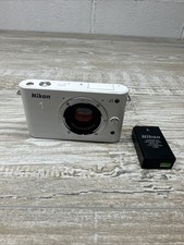 Camera Digital. Nikon 1 J1