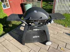 Weber Gasgrill Q 3200 mit Rollwagen - Black Edition