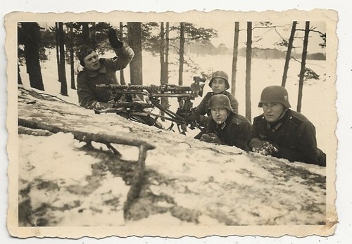 529 foto soldat stahlhelm - foto,