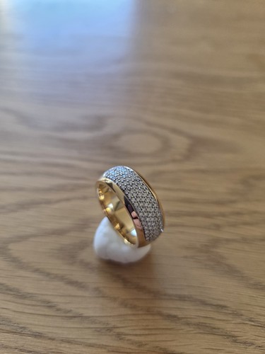 Breiter diamantenbesetzter - breiter,