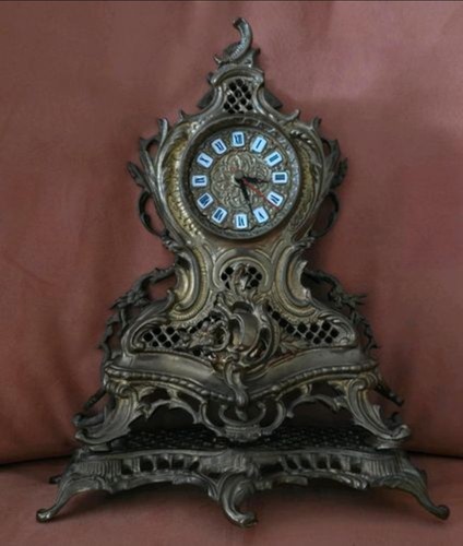 Vintage mantle clock - mantle,