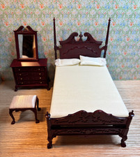 Dollhouse Miniature 4-Piece