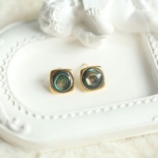 F18 Square Abalone Shell