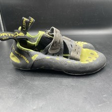 La Sportiva Tarantula Climbing