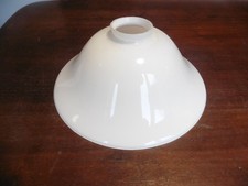 Glaslampenschirm weiß