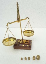 Kleine Waage aus massivem