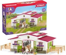 Schleich 42344 Reiterhof mit Reiterin und Pferden, für Kinder ab 3+ Jahren, FARM