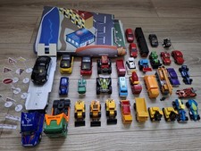 Autos Konvolut Siku, Mattel, HotWeels u a. + Autoteppich