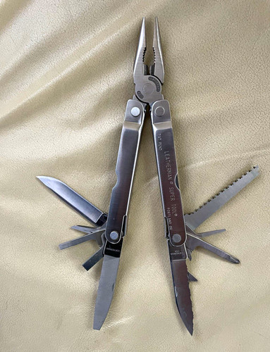 Leatherman super tool 1st gen - tool,