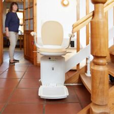 TREPPENLIFT - GEBRAUCHTER KURVENTREPPENLIFT VON ACORN | FERTIG EINGEBAUT