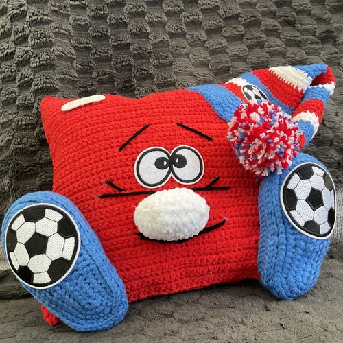 Gehäkeltes kuschelkissen - gehäkeltes,