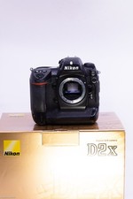 Nikon D2x camera pro