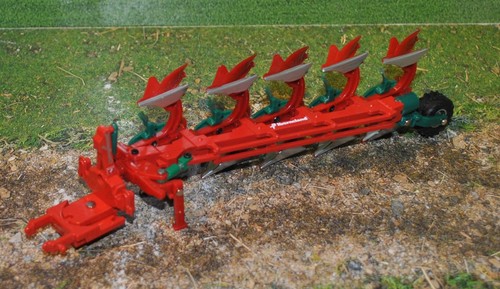 Britains kverneland 5f - britains, 1/32,