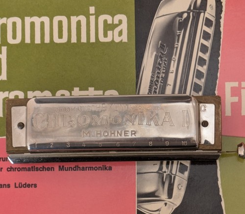 Hohner chromonica und - hohner, i