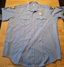 US Polizeidienstmarke / Badge und Diensthemd  