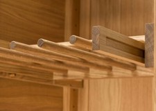 Grüne Erde Hosenhalter Kleiderschrank Kurido/ Hiraki 56cm Eiche Hosenbügel