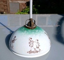 Antike Jugendstil Kinder Lampe grüner Überfang Lampenaufhängung aus Porzellan 