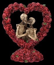 Skelett Figuren in Rosenherz -