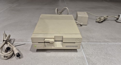 Commodore 1541 floppy - commodore,