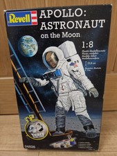 Revell Modellbausatz APOLLO:ASTRONAUT on the moon 40th year Anniversary 04826