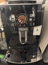 DeLonghi Kaffee Cappuccino Automat ECAM 2011x22x11 Praktisch Unbenutzt Top