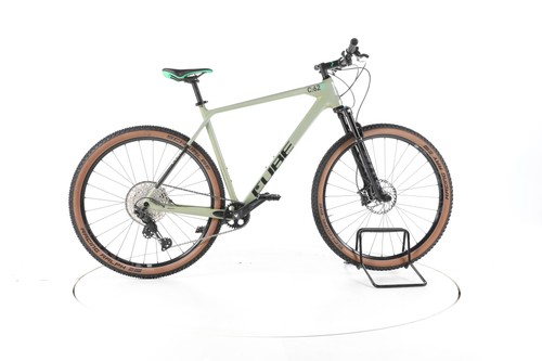 Cube reaction race - cube,