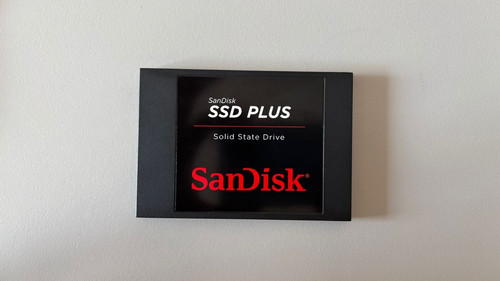 Sandisk plus 240gb internal - sandisk,