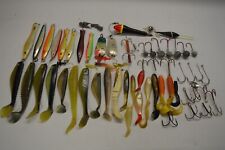 Angel Konvolut Pilker Gummifische u. andere Artikel.