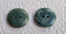 2 Knöpfe (evtl. Augen / basteln) - Grün meliert - 2,2 cm Durchmesser - 2-Loch