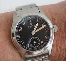 KNIS Retro Military Watch Black Dial mit  Stahlarmband KN003-BKSS und Natoband